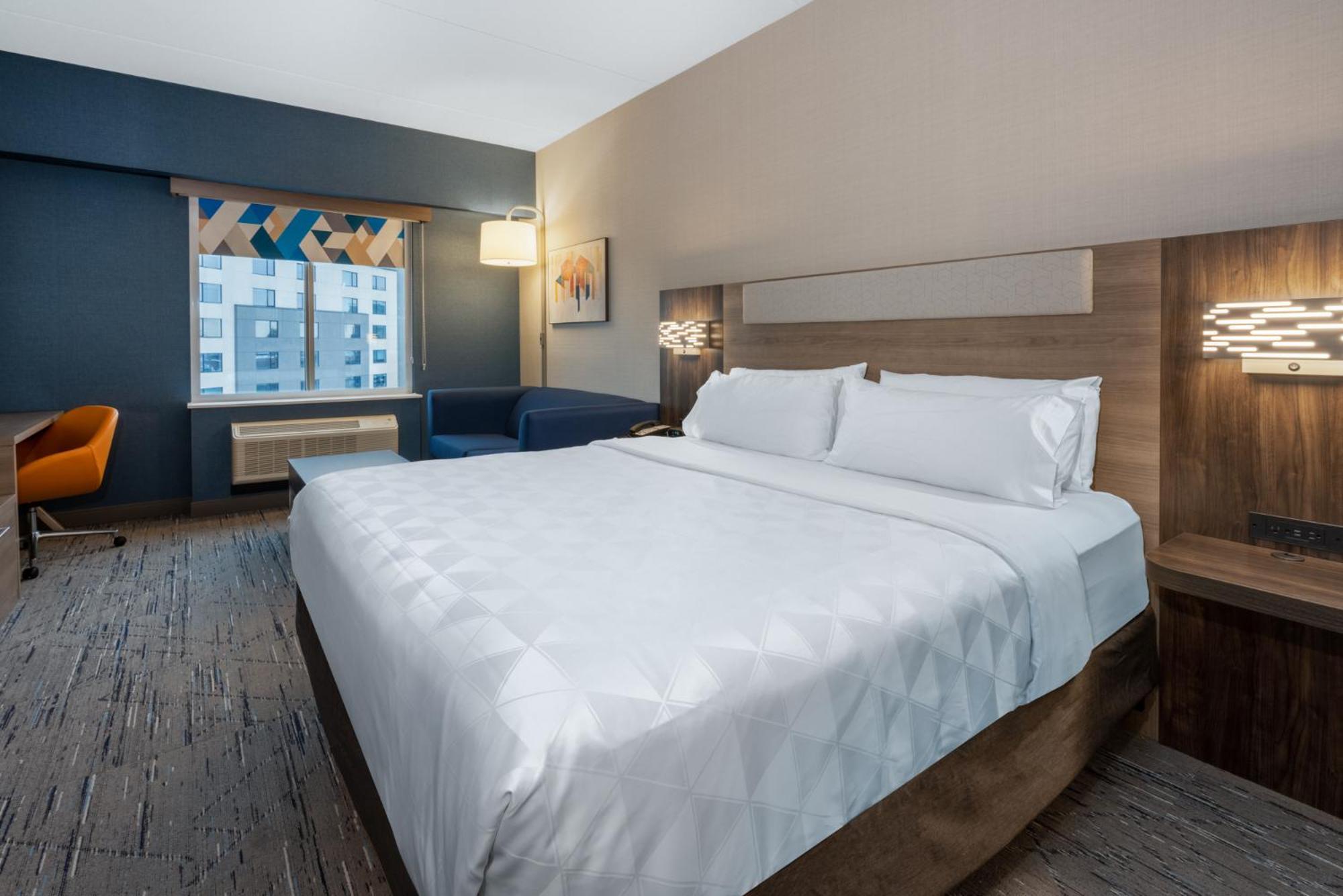 Holiday Inn Express & Suites Vaughan-Southwest By Ihg Exteriör bild