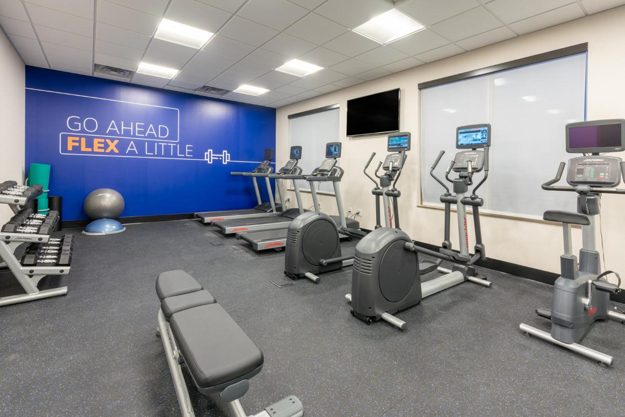 Holiday Inn Express & Suites Vaughan-Southwest By Ihg Exteriör bild